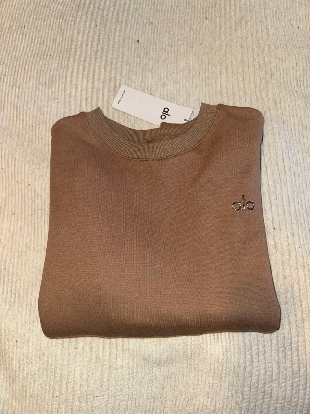 ALO Yoga Crewneck Sweater in Brown